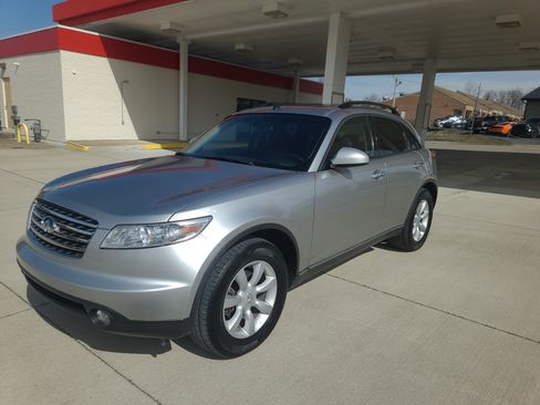 Used 2003 INFINITI FX35 AWD w/ Premium Pkg image 2