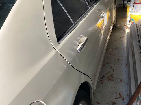 Used 2011 Cadillac STS image 2