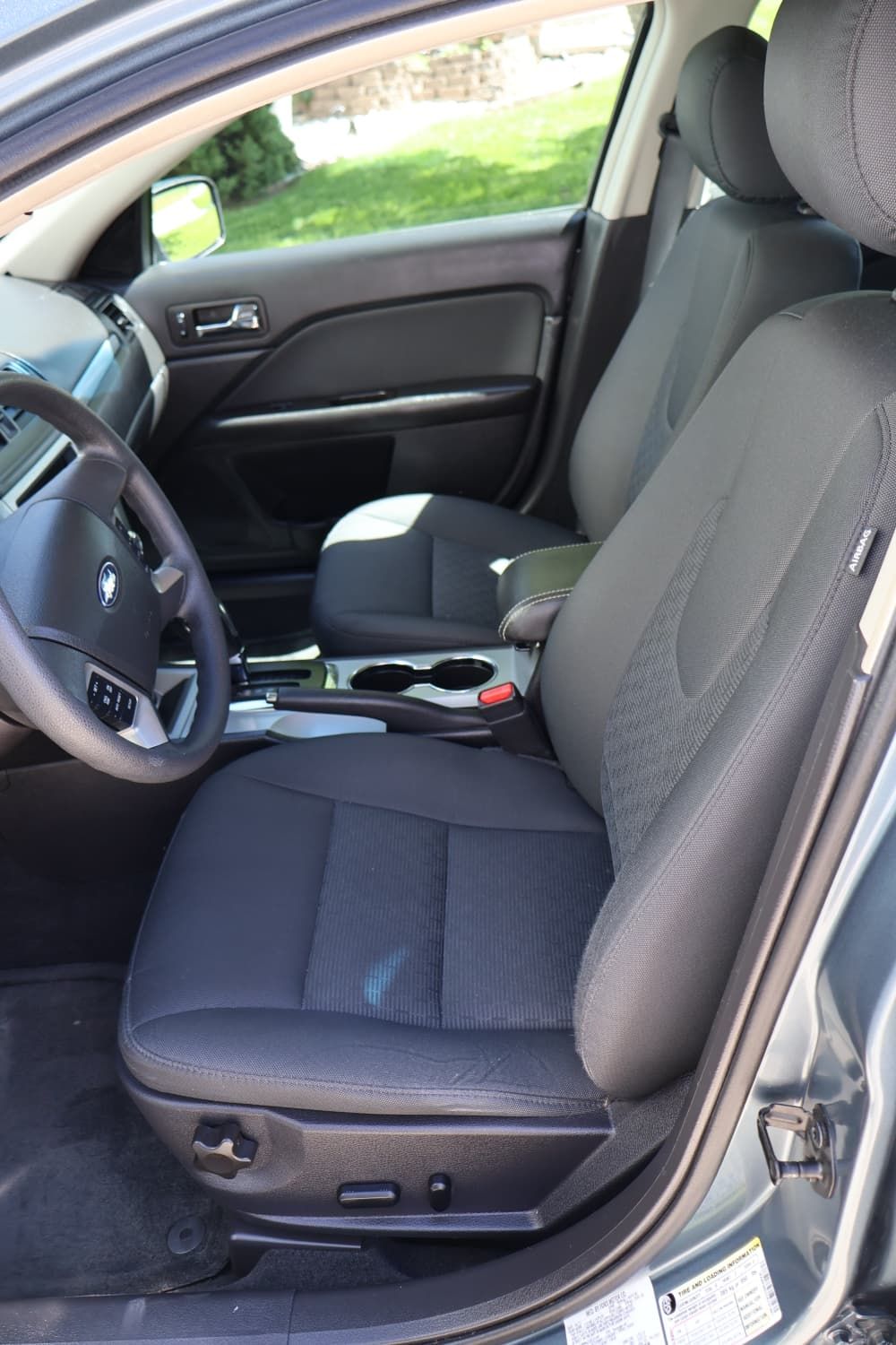 Used 2012 Ford Fusion SE FWD image 12