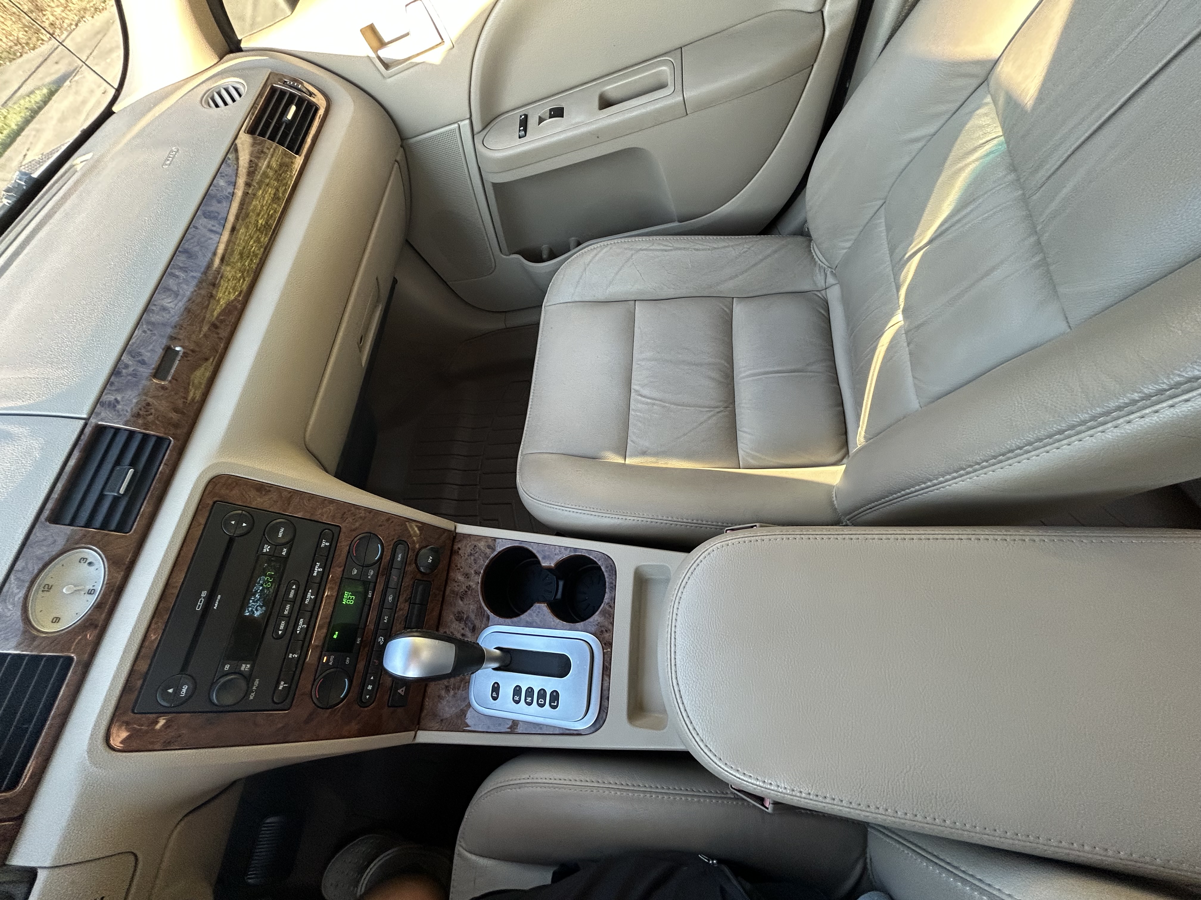 Used 2006 Ford Five Hundred Limited FWD image 14