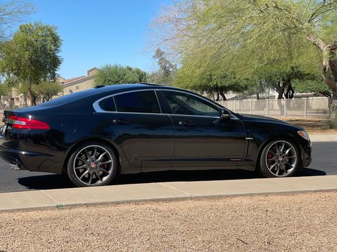 Used 2011 Jaguar XF Supercharged image 4