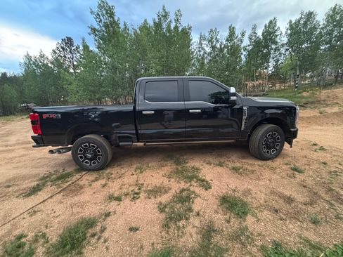 Used 2024 Ford F350 Platinum w/ FX4 Off-Road Package AWD/4WD image 1