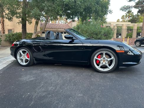 Used 2004 Porsche Boxster S RWD image 2