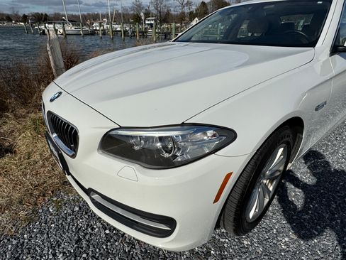 Used 2014 BMW 528i xDrive Sedan image 4