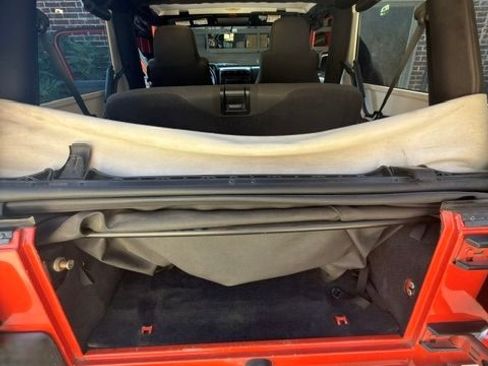 Used 2006 Jeep Wrangler Unlimited AWD/4WD image 17