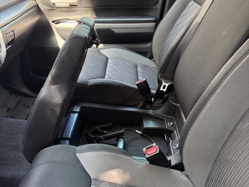 Used 2018 Toyota Tundra SR5 image 9