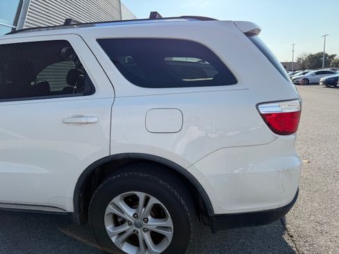 Used 2011 Dodge Durango Crew image 4