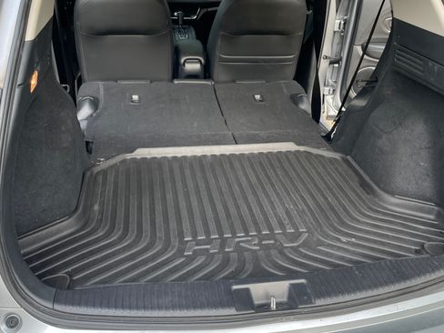 Used 2019 Honda HR-V Touring image 15