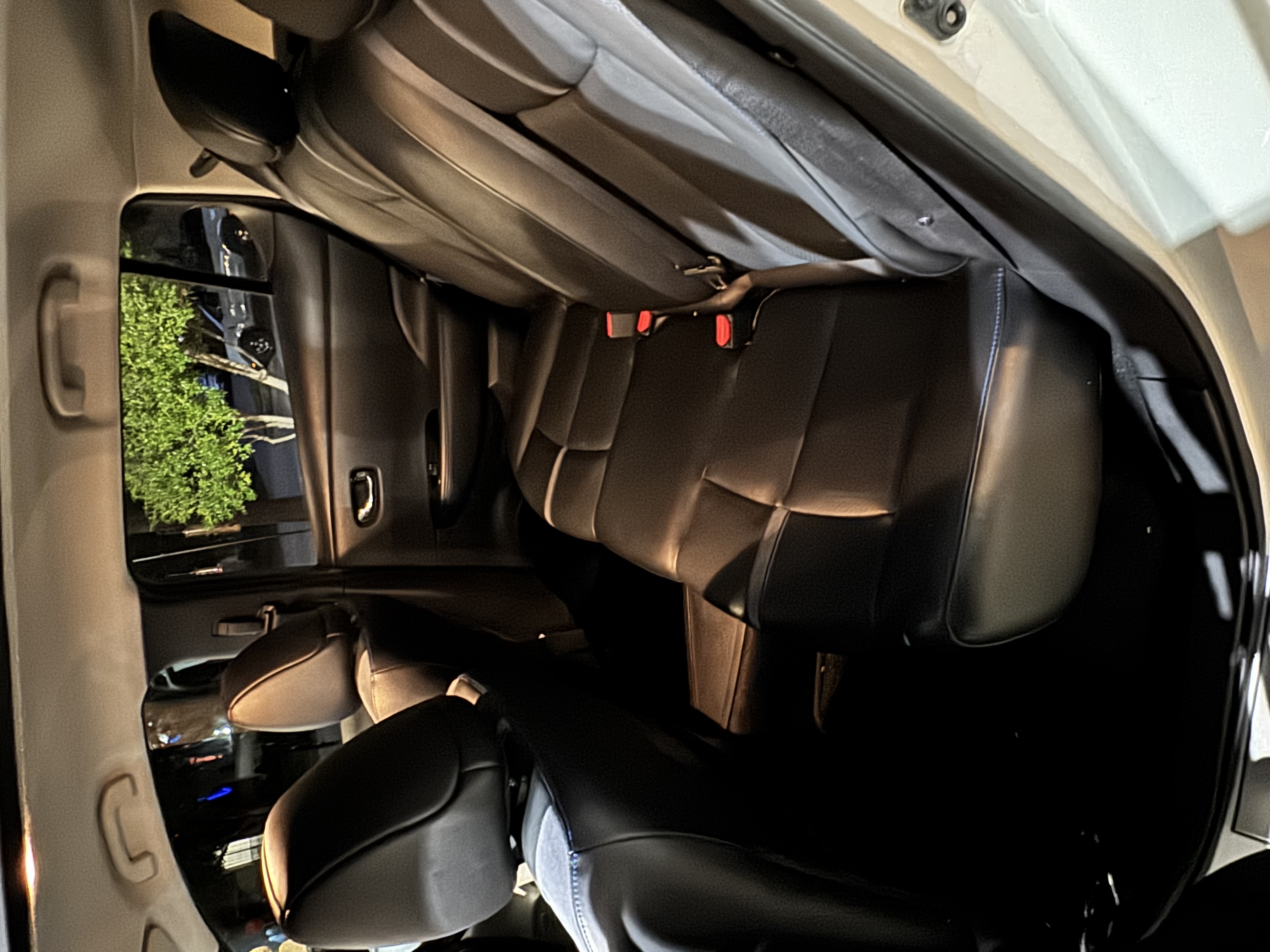 Used 2018 Nissan Leaf SL w/ SL Technology Package FWD image 12