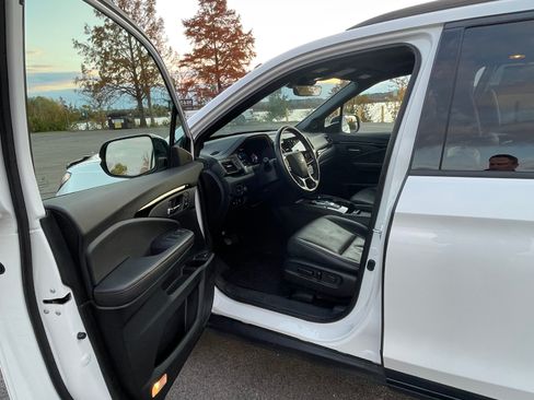 Used 2022 Honda Pilot Black Edition image 12