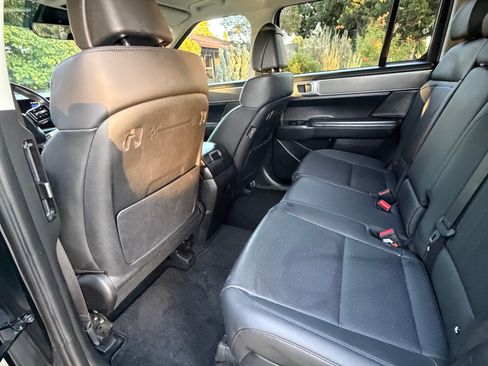 Used 2024 Hyundai Santa Fe SEL image 12