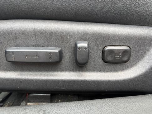 Used 2011 Honda Accord EX-L image 15