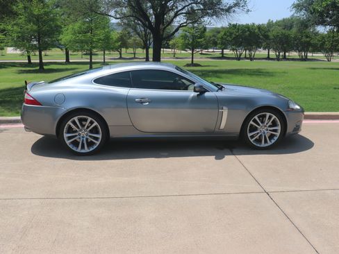 Used 2008 Jaguar XKR R image 6