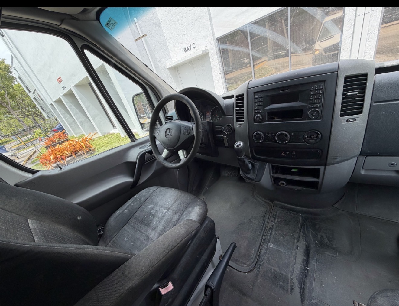 Used 2016 Mercedes-Benz Sprinter 2500 image 25