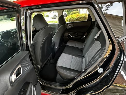 Used 2020 Kia Soul GT-Line FWD image 9