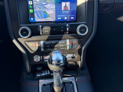 Used 2022 Ford Mustang GT Premium w/ Equipment Group 401A image 6