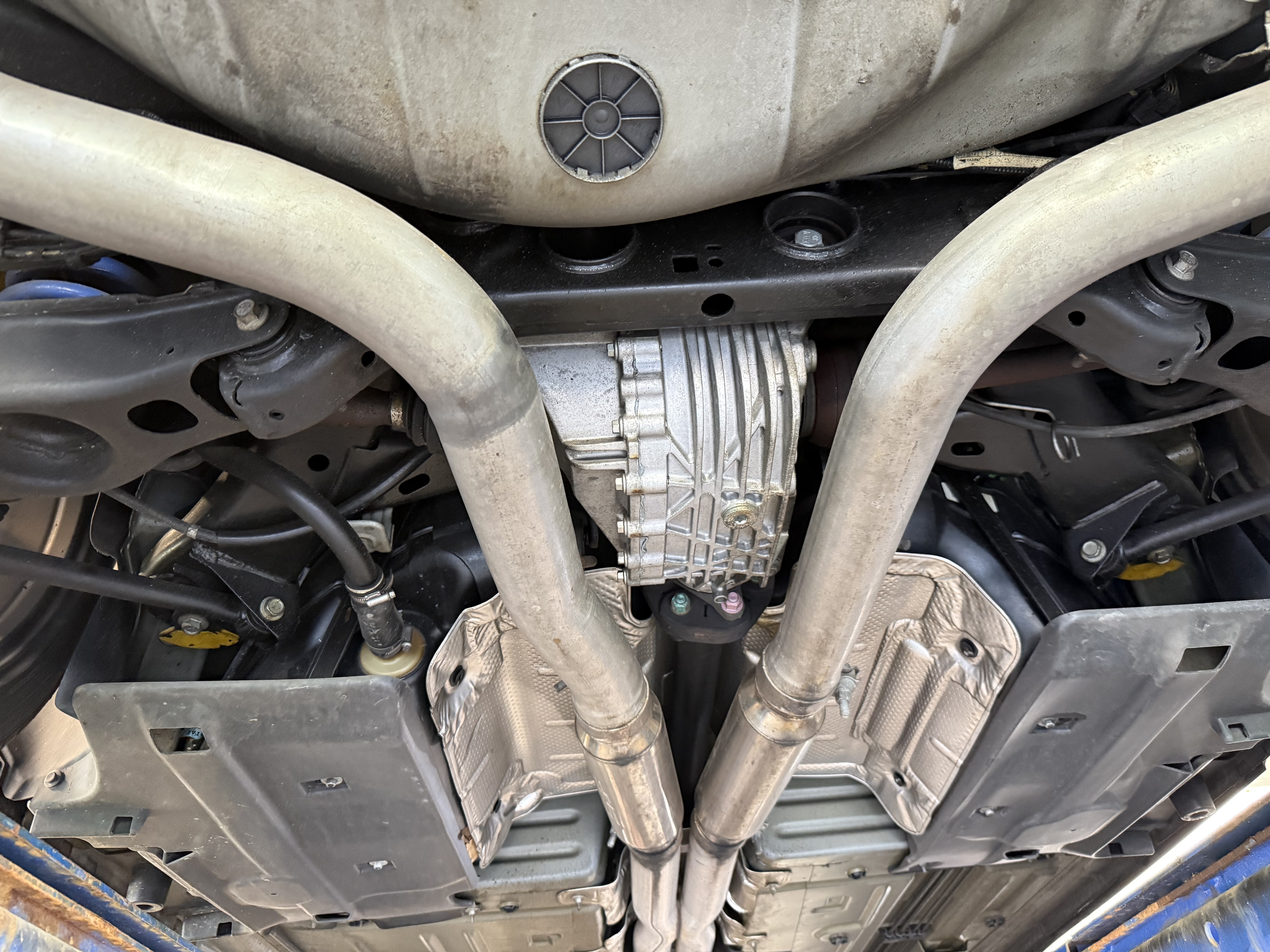 Used 2012 Dodge Challenger SRT8 RWD image 27