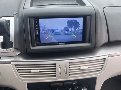 Used 2010 Volkswagen Routan SE