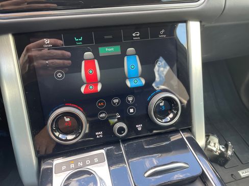 Used 2022 Land Rover Range Rover P525 Westminster Edition image 27