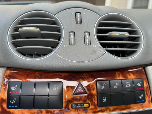 Used 2005 Mercedes-Benz CLK 500 Cabriolet image 12