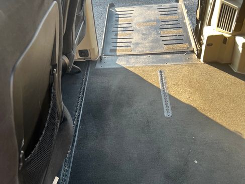 Used 2011 Dodge Grand Caravan Mainstreet w/ PWR Convenience Group image 21