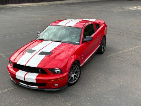Used 2007 Ford Mustang Shelby GT500 image 2