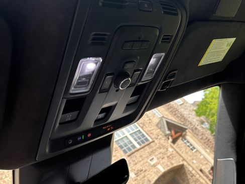 Used 2024 Cadillac Escalade Sport Platinum image 30