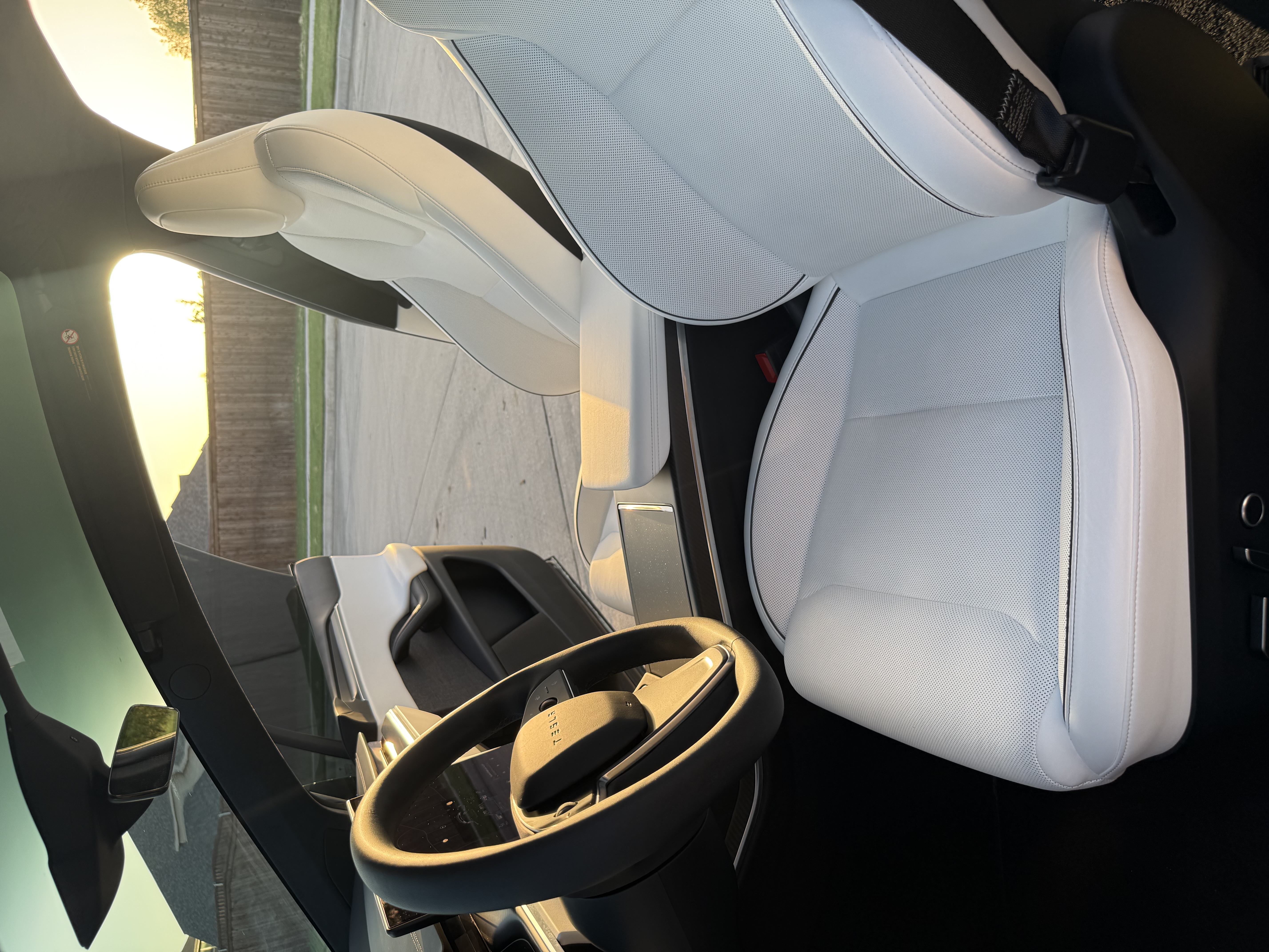 Used 2025 Tesla Model X Plaid AWD/4WD image 14