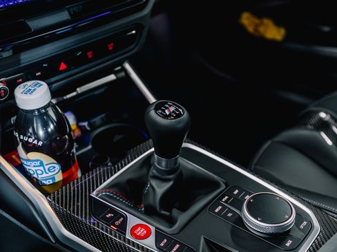 Used 2025 BMW M2 w/ Lighting Package image 6