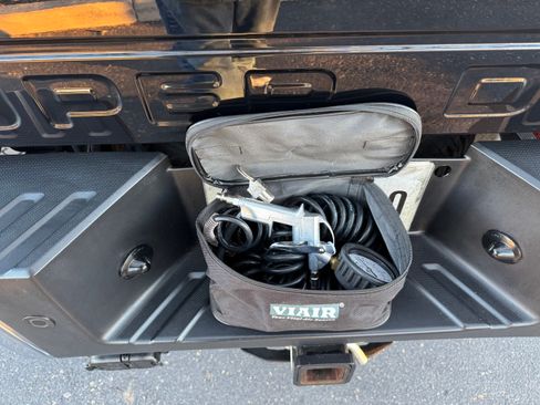 Used 2016 Ford F250 Lariat w/ Lariat Ultimate Package image 18