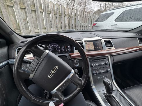 Used 2012 Lincoln MKS image 15