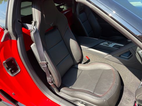 Used 2019 Chevrolet Corvette Grand Sport image 10