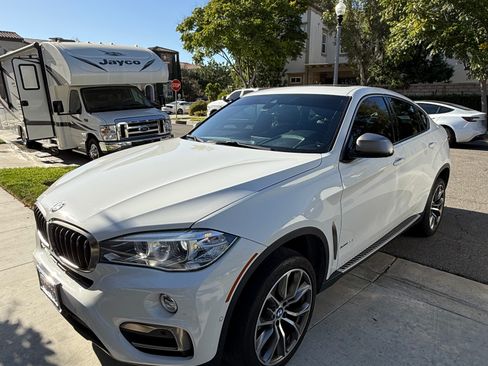 Used 2019 BMW X6 xDrive35i w/ Convenience Package image 1