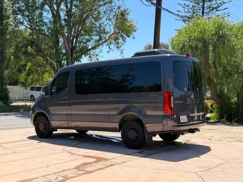 Used 2020 Mercedes-Benz Sprinter 1500 image 1