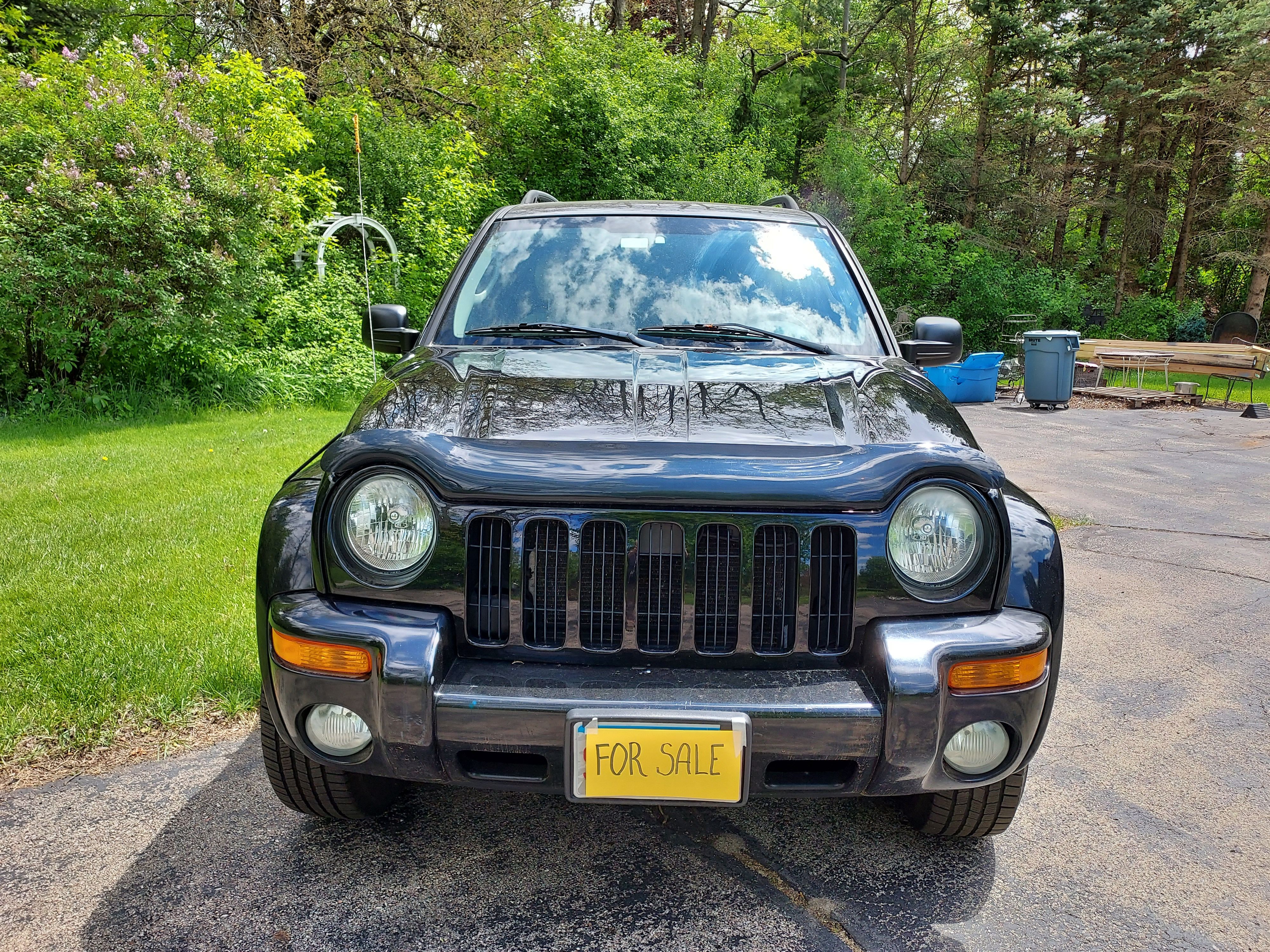 Used 2004 Jeep Liberty Limited w/ Security Group AWD/4WD image 2