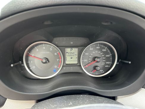Used 2014 Subaru Forester 2.5i AWD/4WD image 10