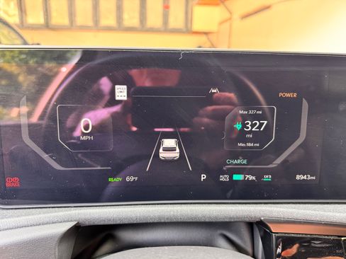 Used 2025 Kia EV6 Light w/ Light LR Technology Package AWD/4WD image 15