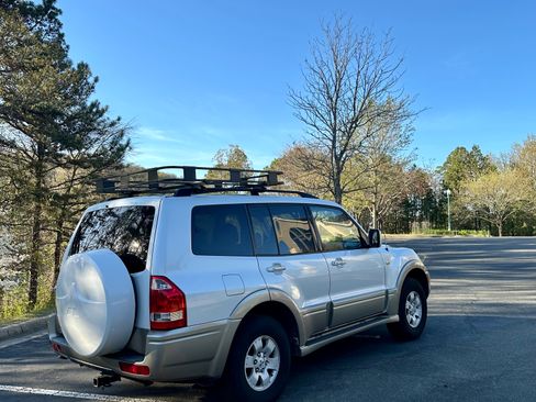 Used 2003 Mitsubishi Montero Limited image 22