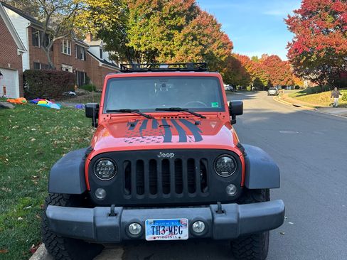 Used 2015 Jeep Wrangler Unlimited Sport w/ Quick Order Package 24S image 2