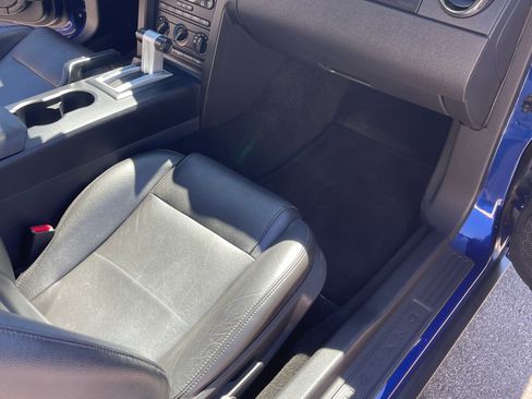 Used 2005 Ford Mustang Premium RWD image 17