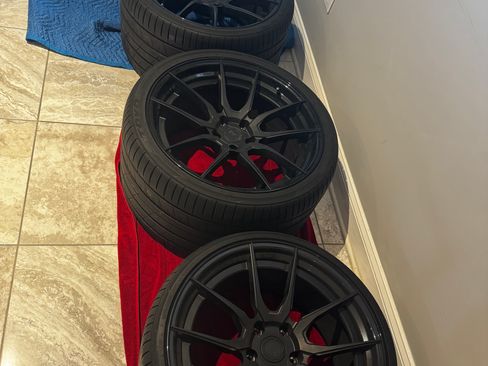 Used 2015 Chevrolet Corvette Z06 w/ Z07 Performance Package image 17