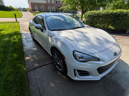 Used 2019 Subaru BRZ Limited w/ Performance Package RWD image 8