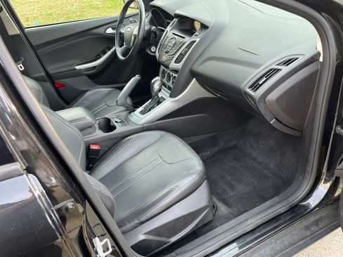 Used 2014 Ford Focus SE w/ Equipment Group 201A image 10