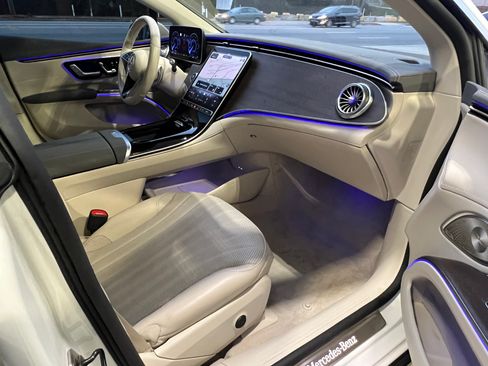 Used 2022 Mercedes-Benz EQS 450+ Sedan image 5