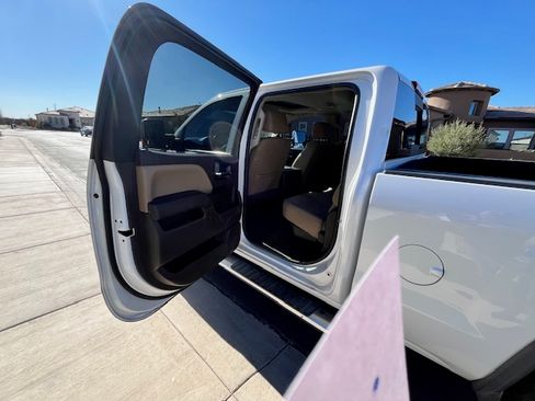 Used 2018 GMC Sierra 2500 Denali w/ Duramax Plus Package image 12