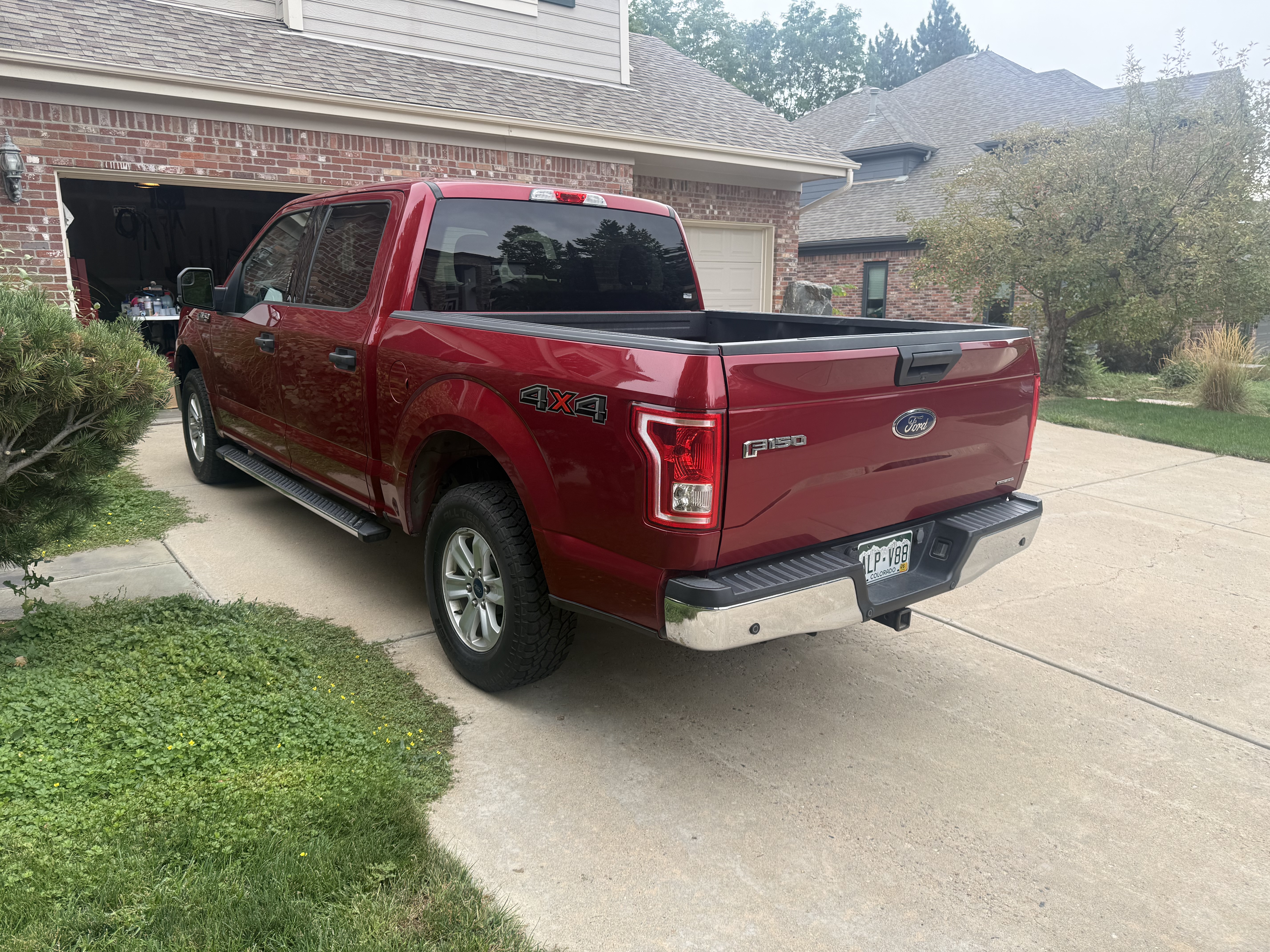 Used 2016 Ford F150 XLT w/ Equipment Group 301A Mid AWD/4WD image 11