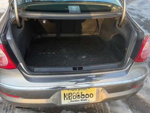 Used 2009 Volkswagen CC Sport image 30