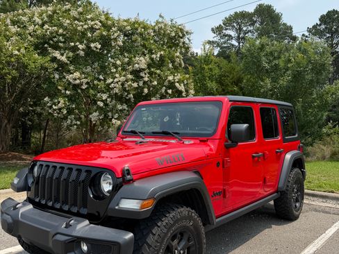 Used 2021 Jeep Wrangler Unlimited Sport AWD/4WD image 1
