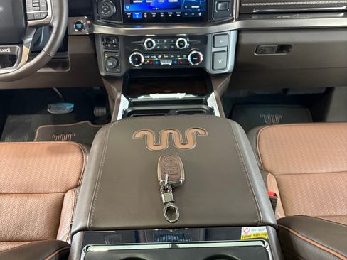 Used 2024 Ford F350 King Ranch image 15