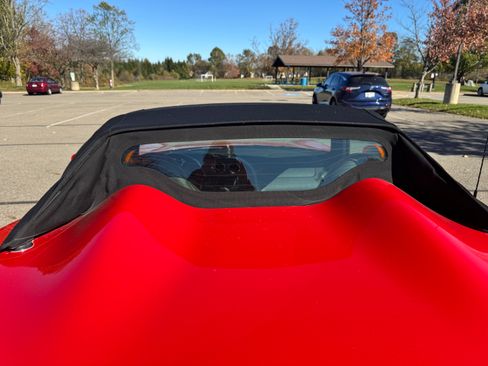 Used 2006 Pontiac Solstice Convertible w/ Premium Package image 14